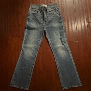 Barely worn
DAZE Women's Vintage Blue Wide Leg Jeans NEW